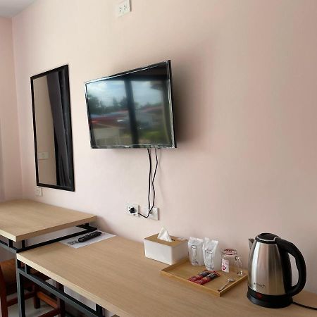 โรงแรมนิยม เอสทีเอ็น 2 - Niyom Stn 2 Hotel Ban Phue Εξωτερικό φωτογραφία